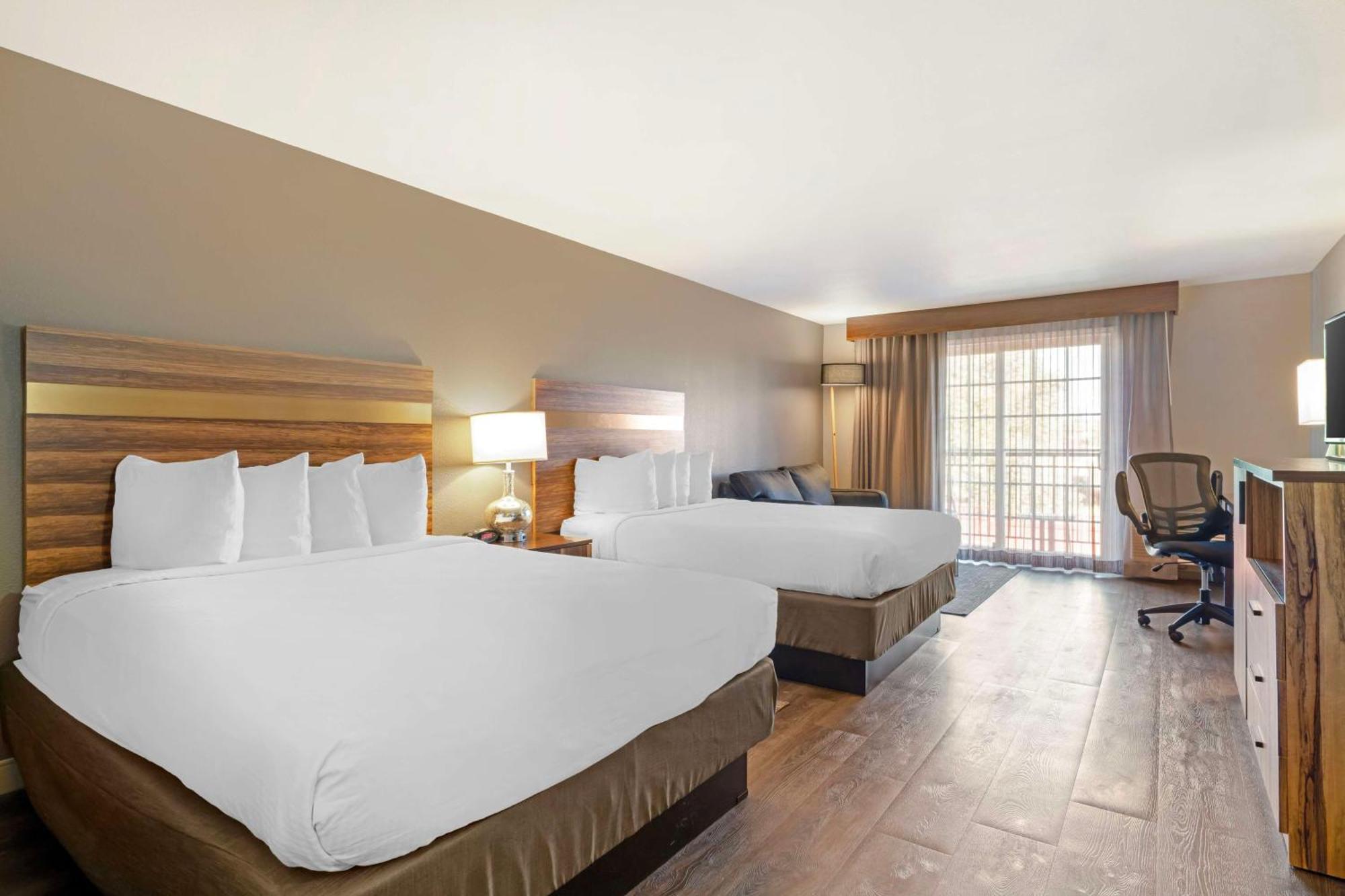 Best Western Cedar Inn & Suites Angels Camp Εξωτερικό φωτογραφία