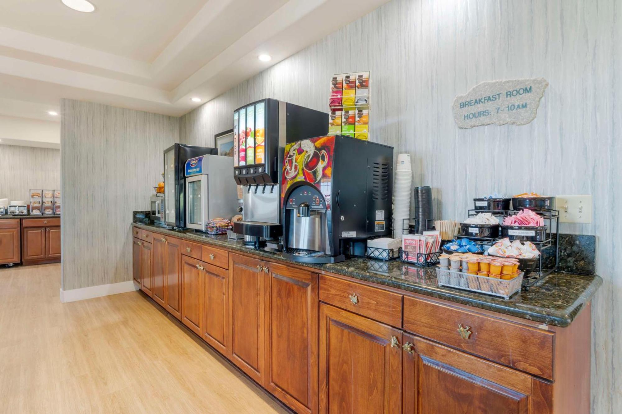 Best Western Cedar Inn & Suites Angels Camp Εξωτερικό φωτογραφία